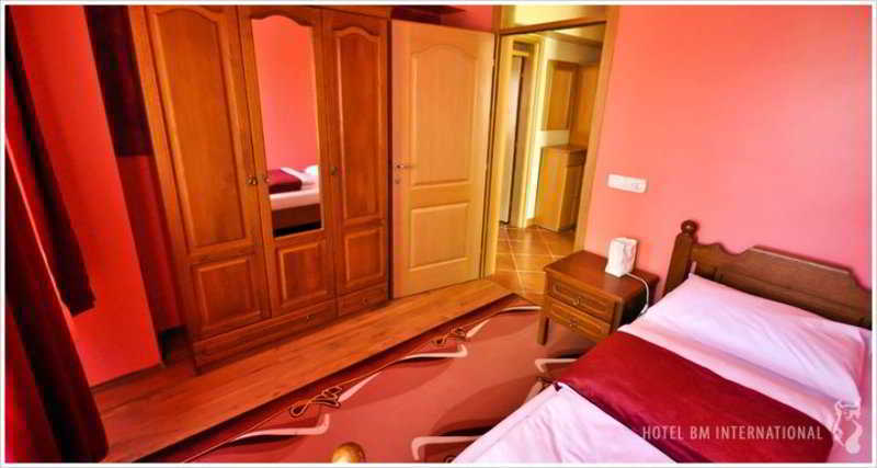 Hotel Bm International Σαράγεβο Εξωτερικό φωτογραφία